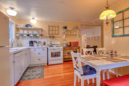 Saltworks Cottage - image 12