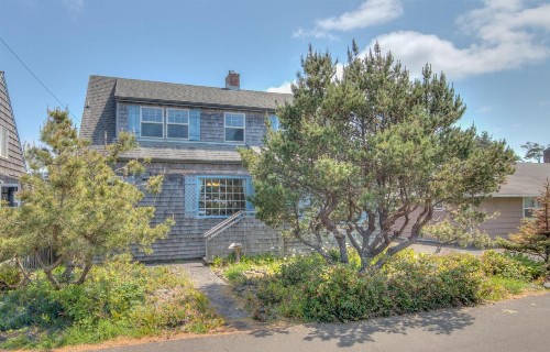 The Nordic House in the Cove - image 9