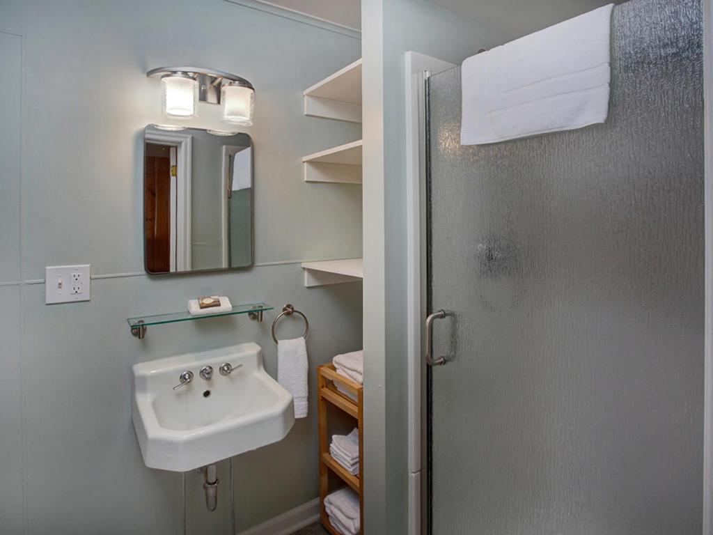 Estuary Cottage - image 4