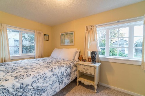 Seahorse Cottage - image 12