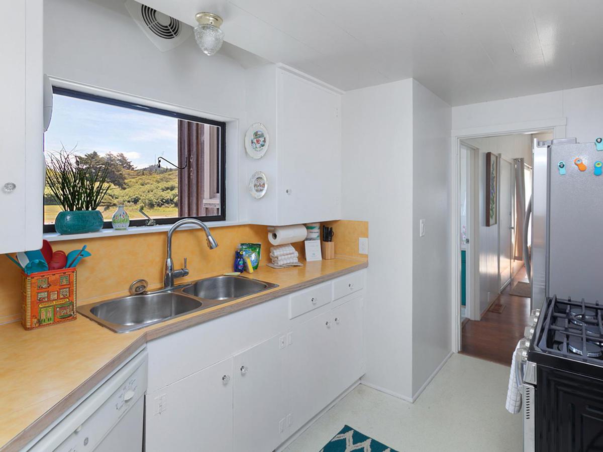 Seaside Cove Vue - image 2