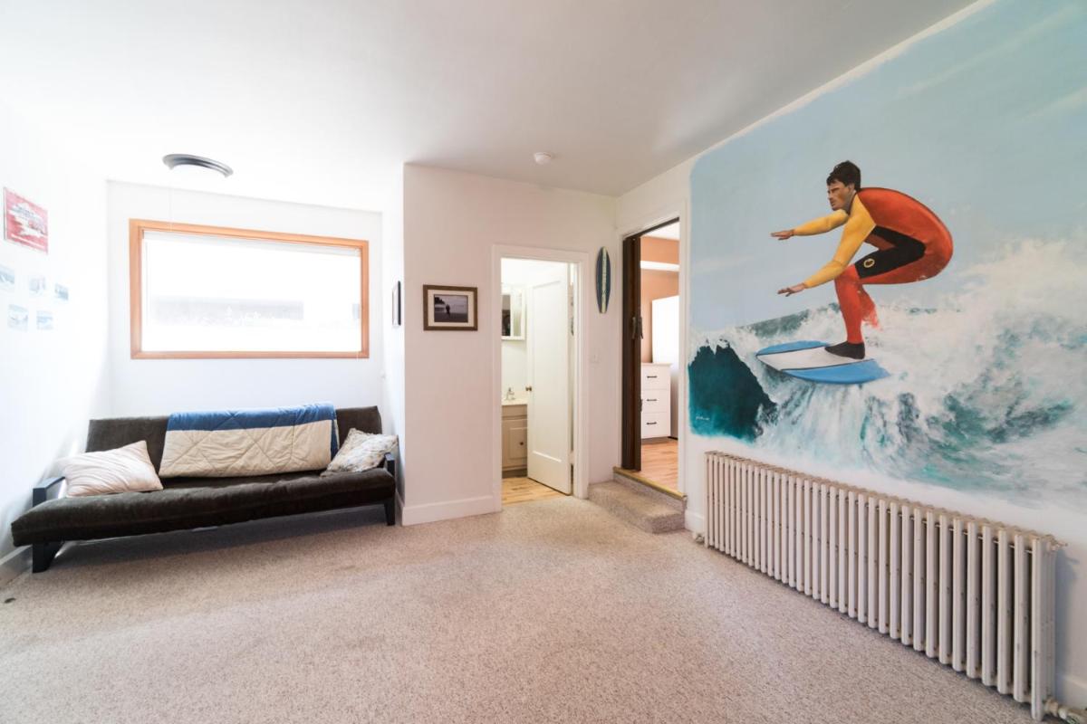 Surfers Cove - image 2
