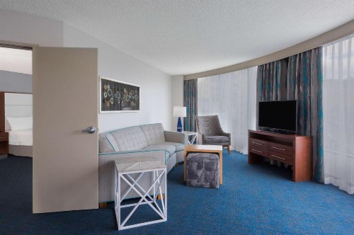 Homewood Suites by Hilton Seattle Downtown - image 3