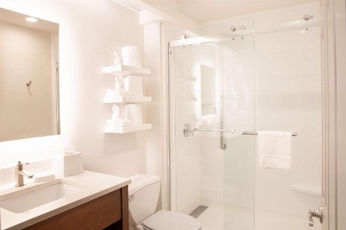 Hampton Inn & Suites Seattle-Downtown - image 19