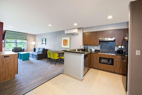 Hampton Inn & Suites Seattle-Downtown - image 25