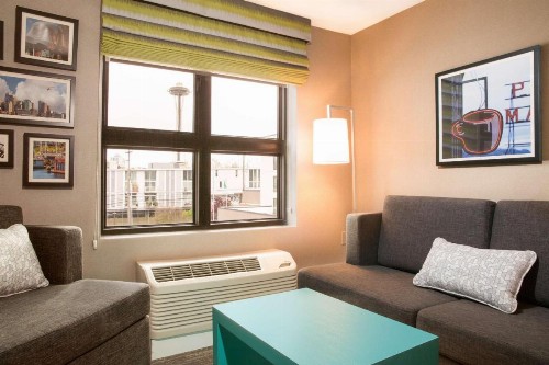 Hampton Inn & Suites Seattle-Downtown - image 41