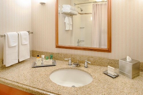 Hilton Seattle Airport & Conference Center - image 37