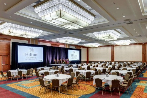 Hilton Seattle Airport & Conference Center - image 42