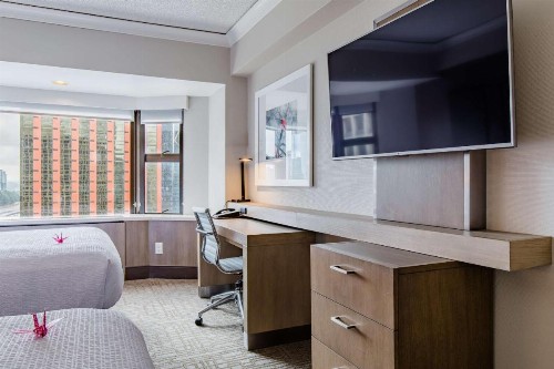 Hilton Seattle - image 10