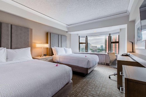 Hilton Seattle - image 12
