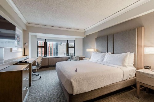 Hilton Seattle - image 33