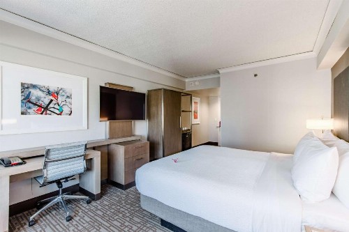 Hilton Seattle - image 48