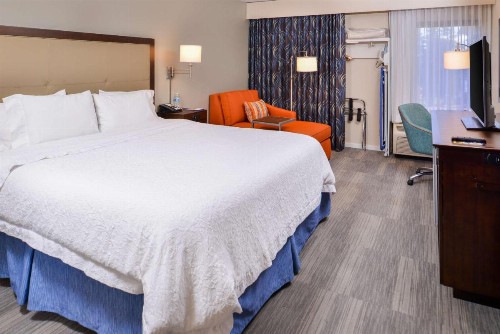 Hampton Inn Seattle Airport - image 19