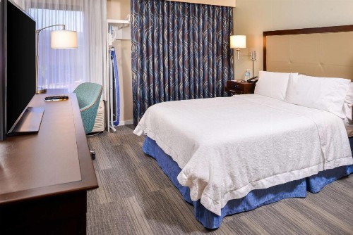 Hampton Inn Seattle Airport - image 23