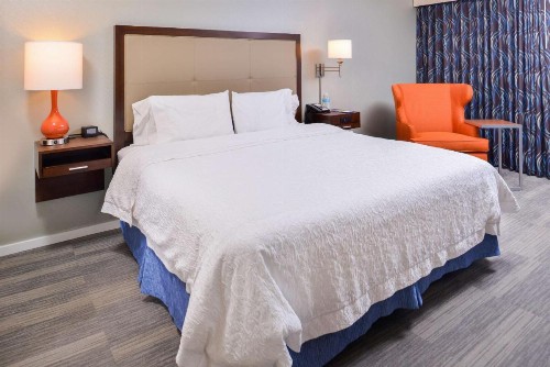 Hampton Inn Seattle Airport - image 24