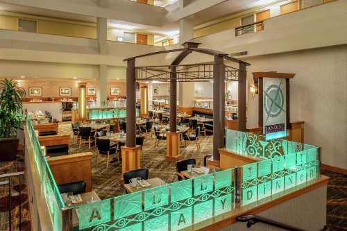 DoubleTree Suites by Hilton Seattle Airport/Southcenter - image 7