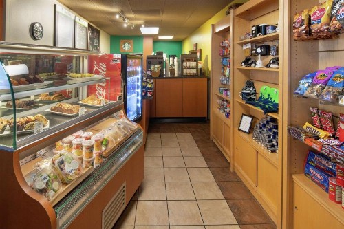 DoubleTree Suites by Hilton Seattle Airport/Southcenter - image 9