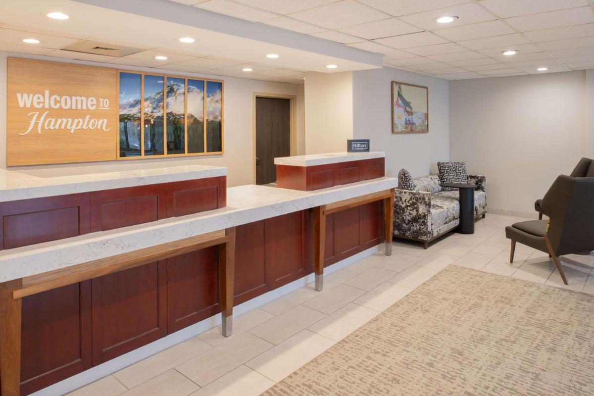 Hampton Inn Seattle/Southcenter - image 3