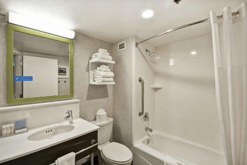 Hampton Inn Seattle/Southcenter - image 6