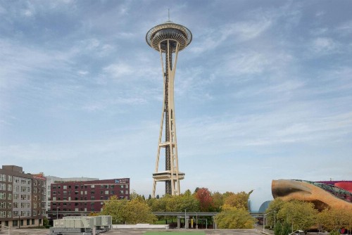 Executive Inn by the Space Needle - image 6