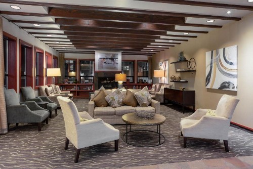 Executive Inn by the Space Needle - image 7