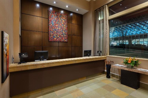 Executive Hotel Pacific - image 21