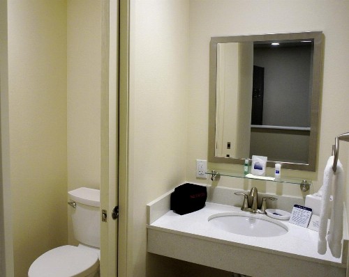 Best Western Seattle Airport Hotel - image 34