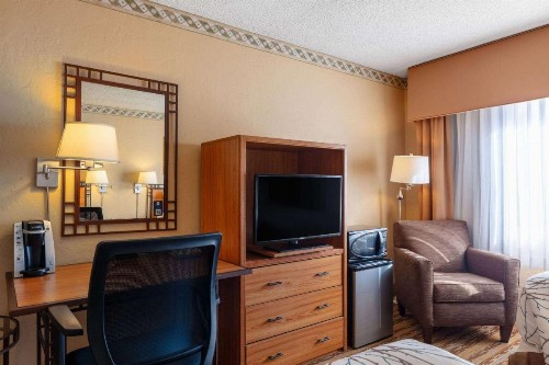 Travelodge by Wyndham Seattle By The Space Needle - image 18