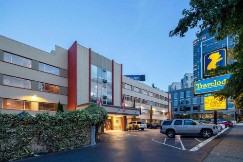 Travelodge by Wyndham Seattle By The Space Needle - image 2