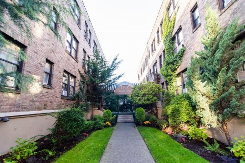 Inn At Queen Anne - image 10