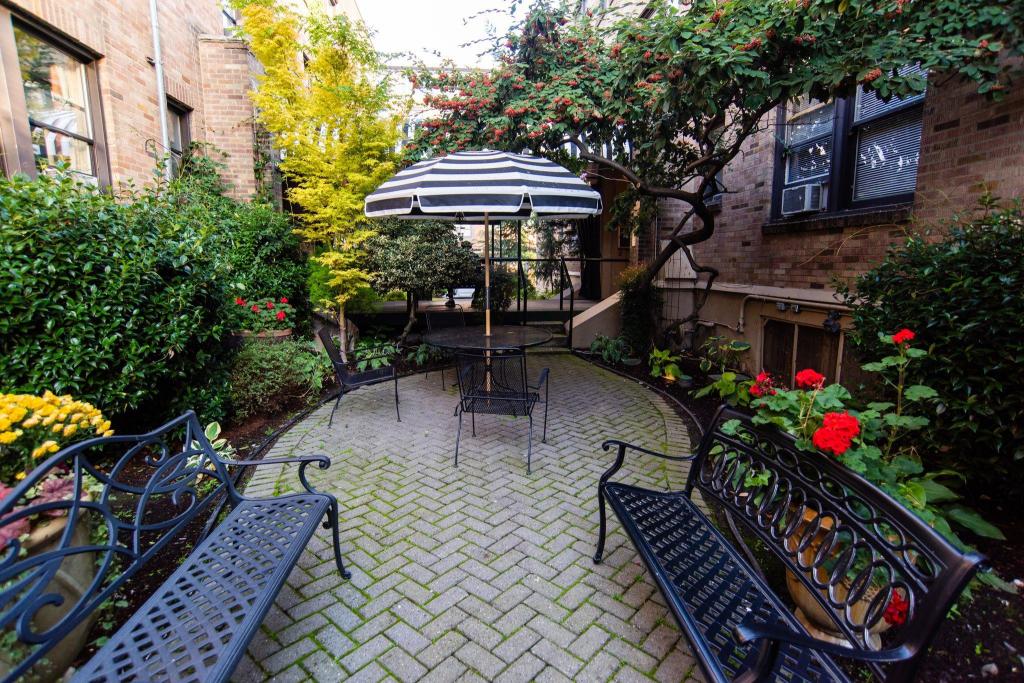 Inn At Queen Anne - image 3