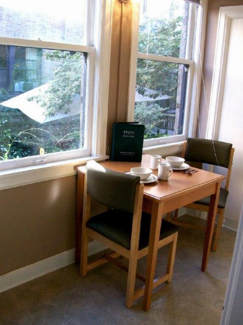 Inn At Queen Anne - image 8