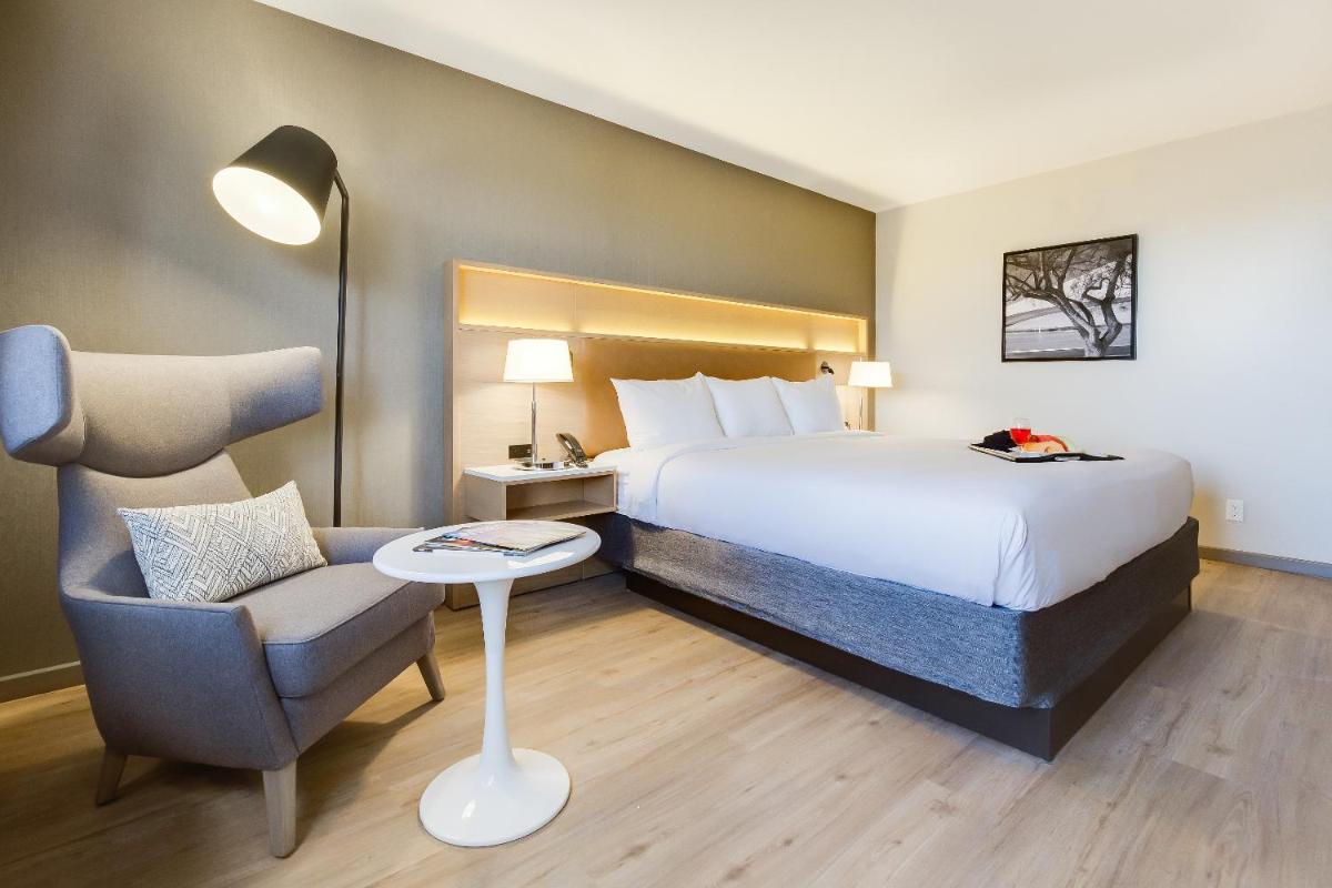 Radisson Hotel Seattle Airport - image 3