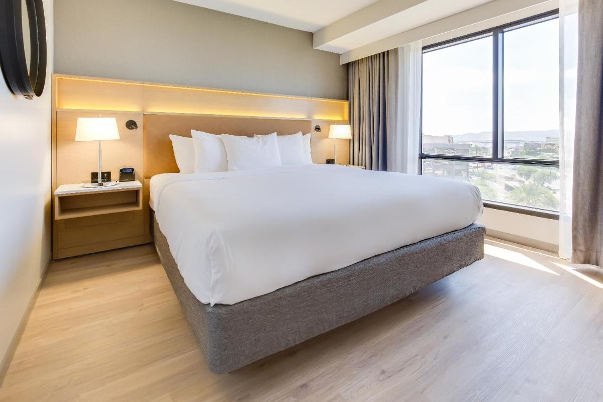 Radisson Hotel Seattle Airport - image 7