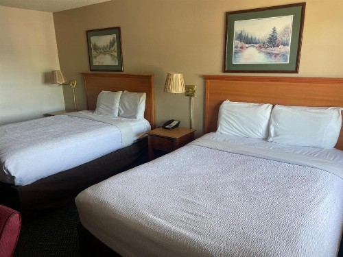 Skyway Inn - Seatac - image 45