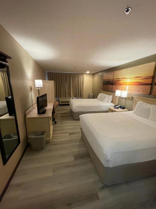 Days Inn by Wyndham Seatac Airport - image 21
