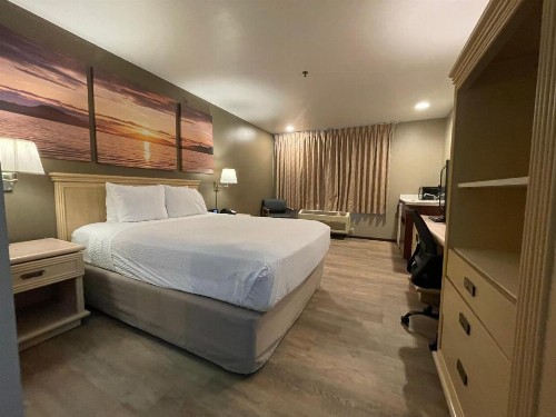 Days Inn by Wyndham Seatac Airport - image 24