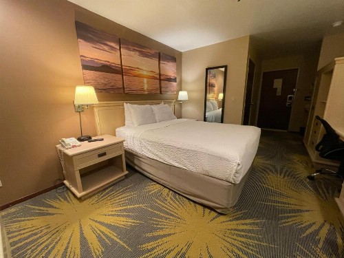 Days Inn by Wyndham Seatac Airport - image 25