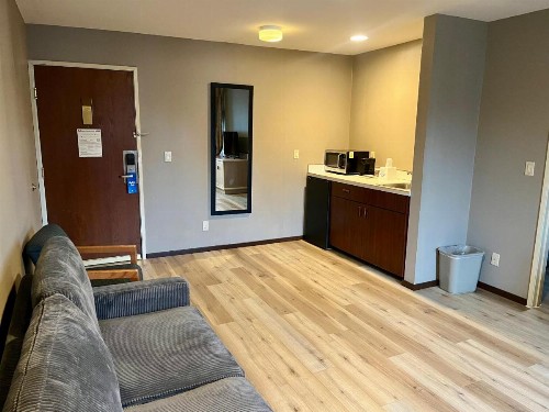 Days Inn by Wyndham Seatac Airport - image 27