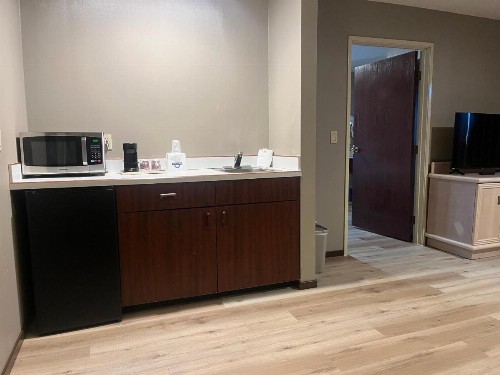 Days Inn by Wyndham Seatac Airport - image 31