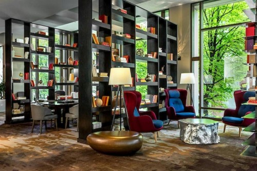 Renaissance Seattle Hotel - image 15
