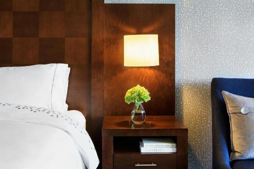 Renaissance Seattle Hotel - image 2