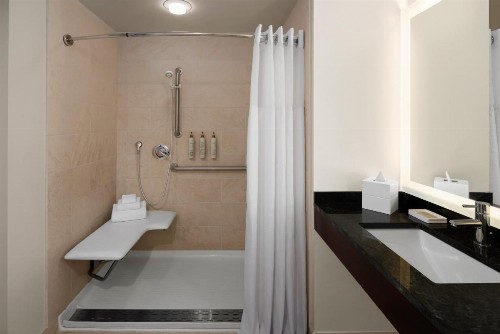 Renaissance Seattle Hotel - image 48