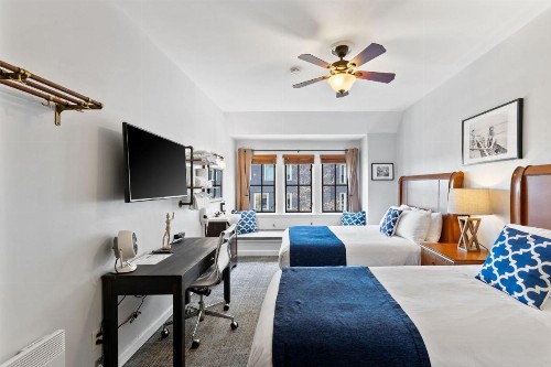 College Inn Hotel - image 30