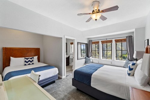 College Inn Hotel - image 35