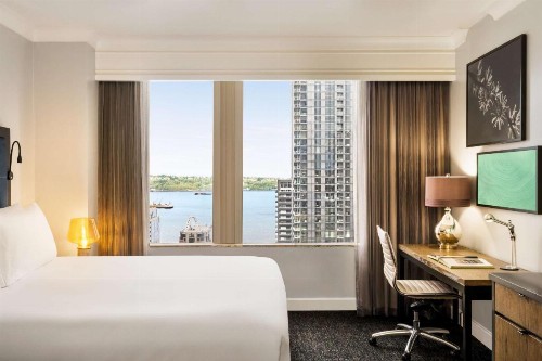 Motif Seattle a Destination by Hyatt Hotel - image 31