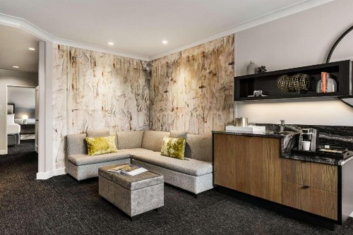 Motif Seattle a Destination by Hyatt Hotel - image 35