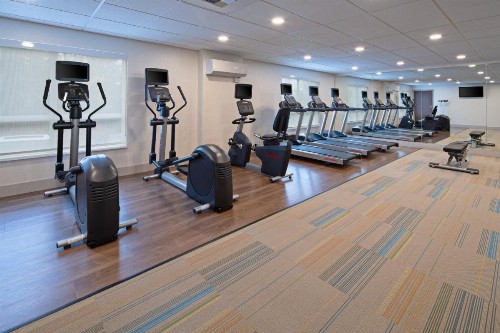 Holiday Inn Express Seattle - Sea-Tac Airport an IHG Hotel - image 12