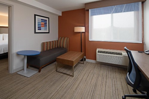 Holiday Inn Express Seattle - Sea-Tac Airport an IHG Hotel - image 16