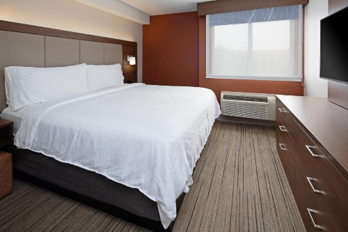 Holiday Inn Express Seattle - Sea-Tac Airport an IHG Hotel - image 21